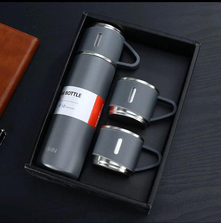 Stylish Vacuum Flask Set for Office & Travel Use